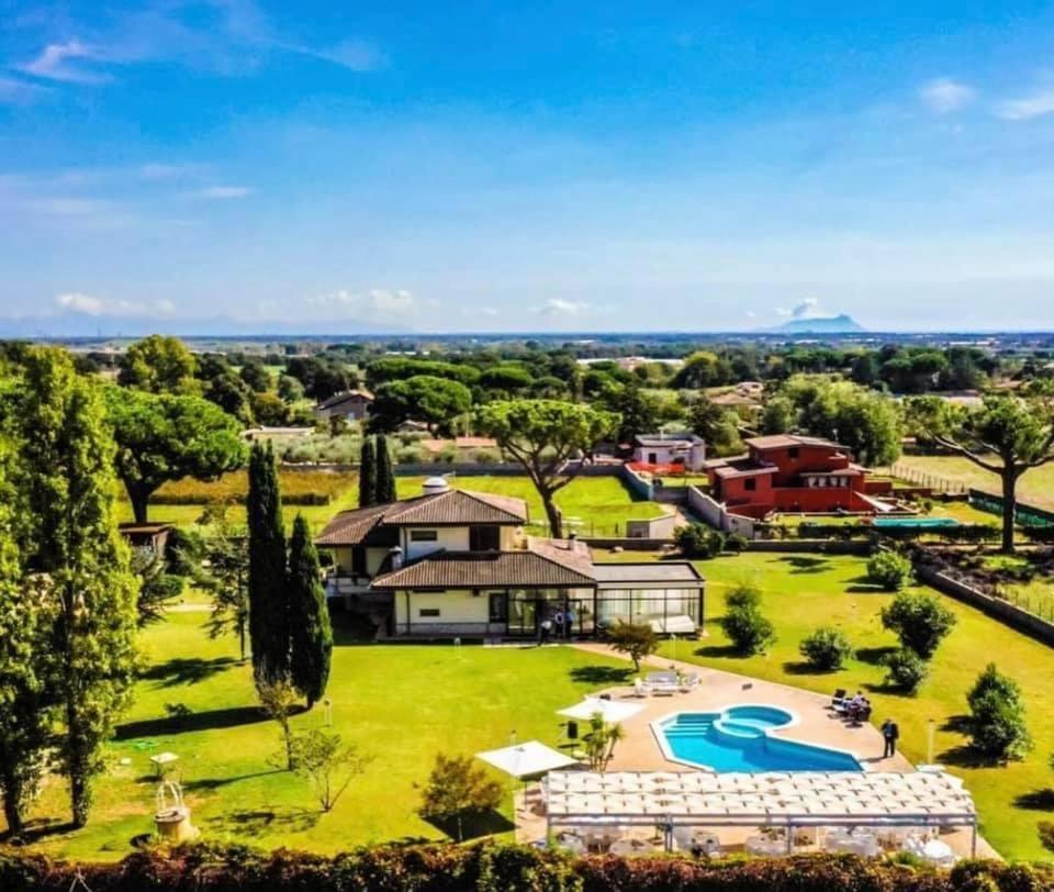 Peperosa B&B And Events Nettuno Kültér fotó